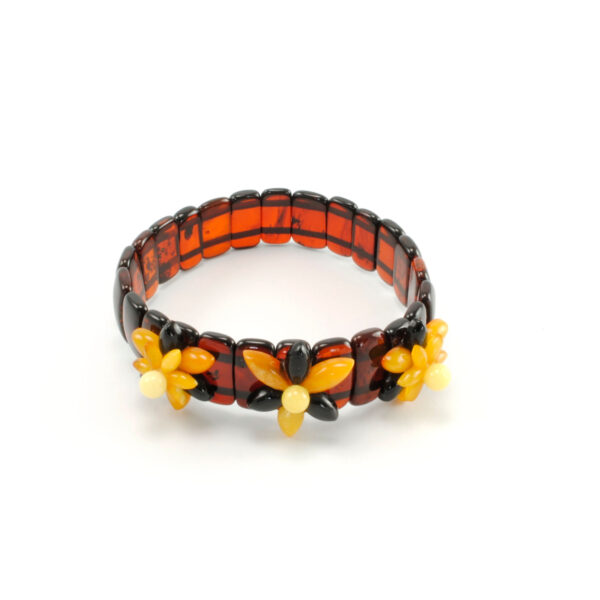 Amber-bracelet-flowers-cognac-fl-with-two-double-leaves.jpg