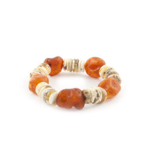 amber-bracelet-buttons-and-pieces