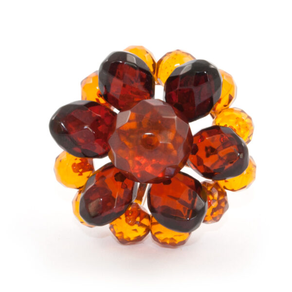 amber-brooch-cognac-flower-faceted-3.jpg