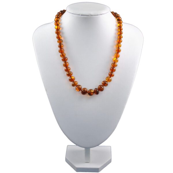 amber-necklace-baroque-beads-cognac-e1525952459564.jpg