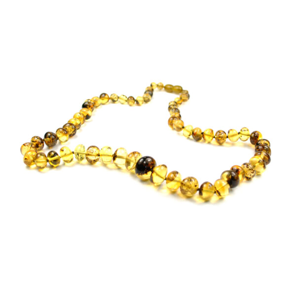amber-necklace-baroque-green-main-2-1.jpg