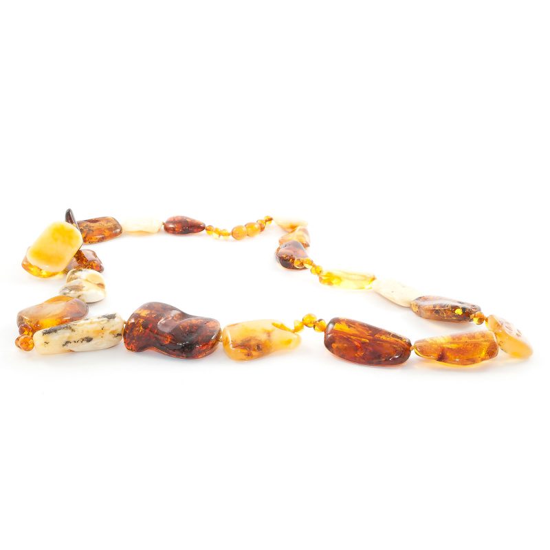 amber-necklace-beads