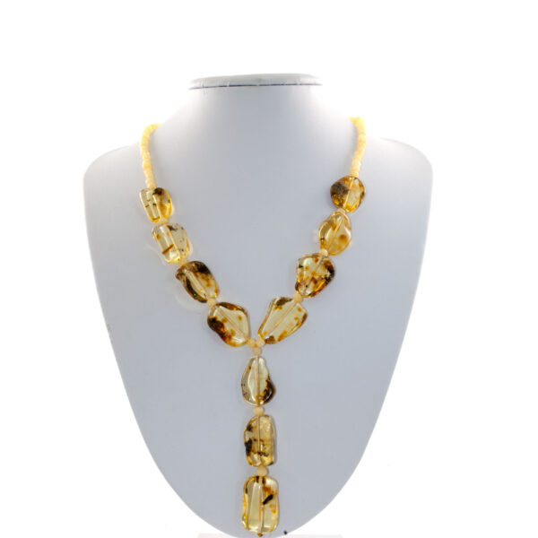 amber-necklace-beads-baroque-wear.jpg