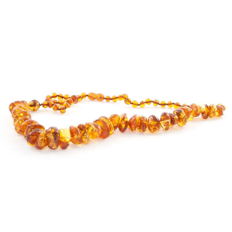 amber-necklace-cognac