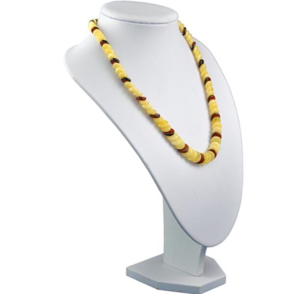 amber-necklace-cognac-matte-mix-right-e1525958862666.jpg