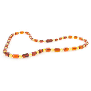 amber-necklace-faceted-barrels-cognac