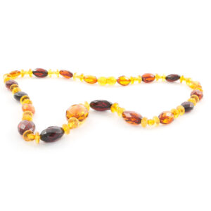 amber-necklace-faceted-beans