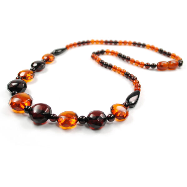 amber-necklace-faceted-rounds-main-2.jpg