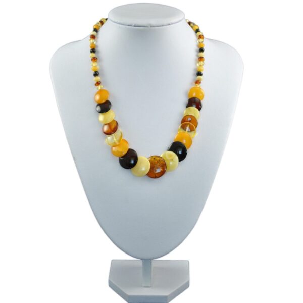 amber-necklace-komposition-disc-mix-e1526035114928.jpg