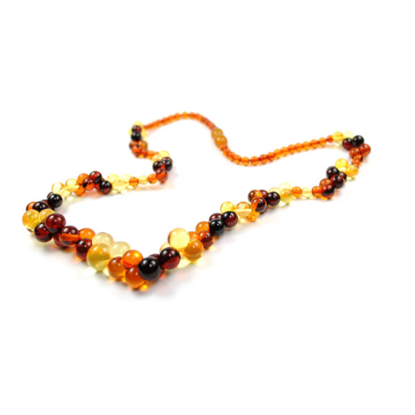 amber-necklace-komposition-grapes-main.jpg