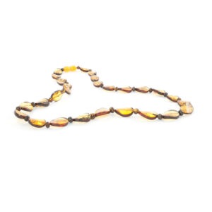 amber-necklace-leafs-baroque