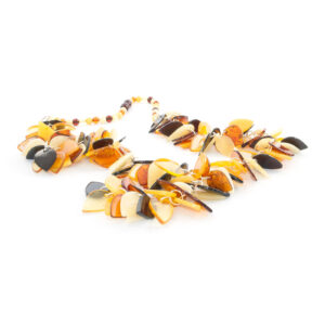 amber-necklace-leafs-on-rope-mix