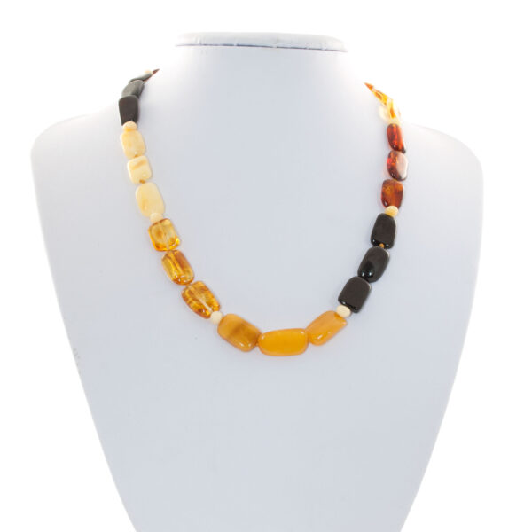 amber-necklace-mixed-pieces-baroque-beads-w.jpg