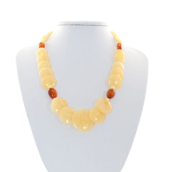 amber-necklace-olive-disc-yellow-w.jpg