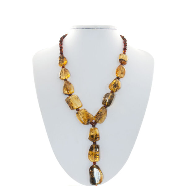 amber-necklace-tripod-green-w.jpg