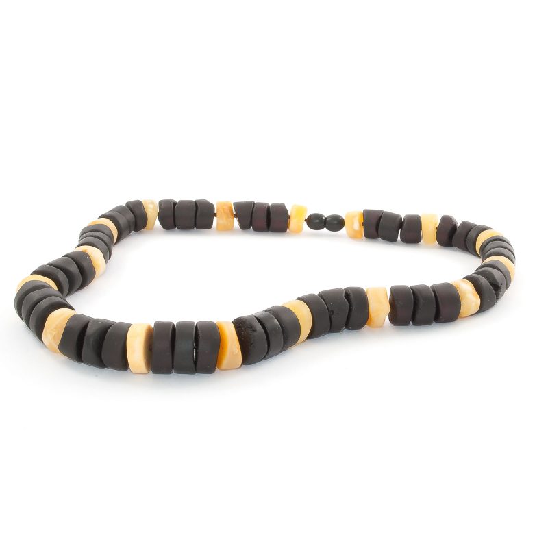 amber-necklace-two-buttons