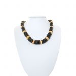 amber-necklace-two-buttons-front