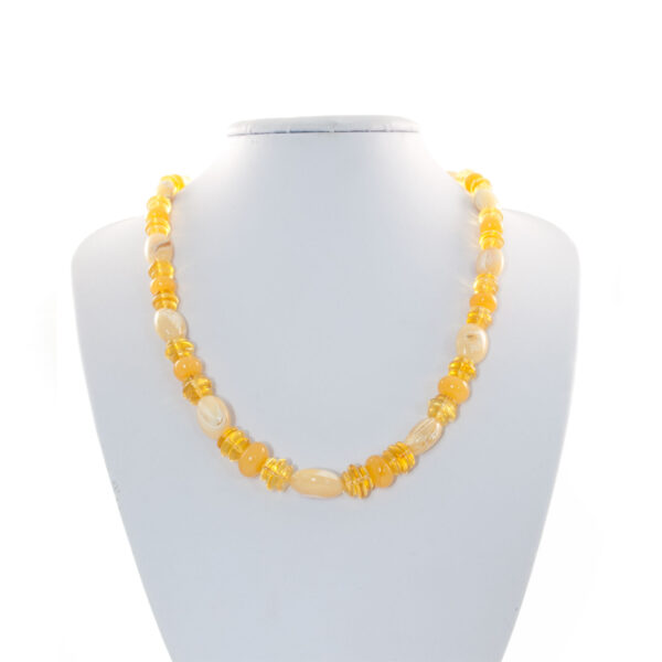 amber-necklace-yellow-baroque-olive-pills-wear.jpg