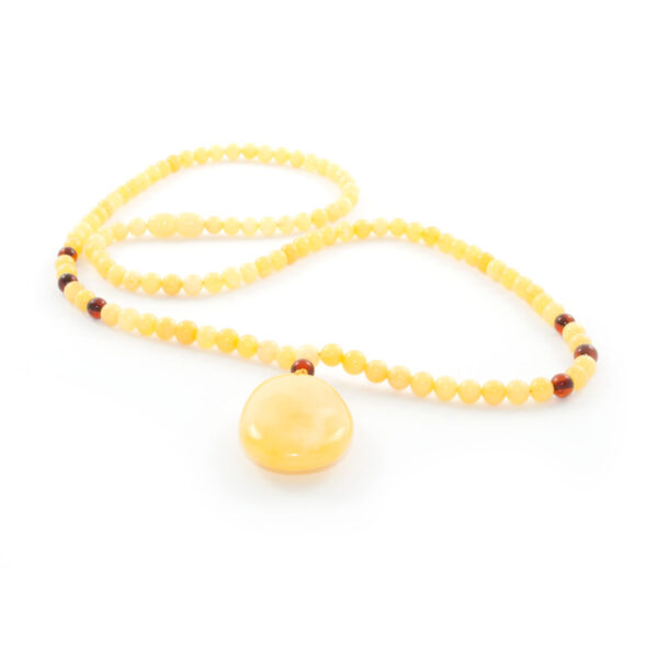 amber-necklace-yellow-medalion.jpg