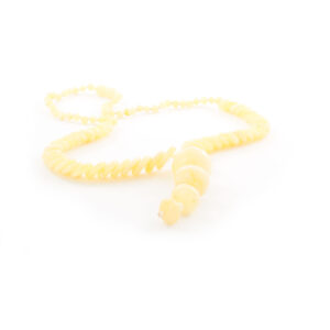 amber-necklace-yellow-pendant