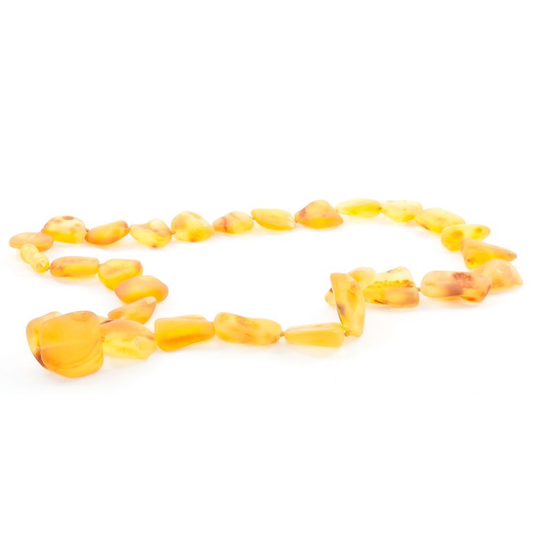 amber-necklace-yellow-stones