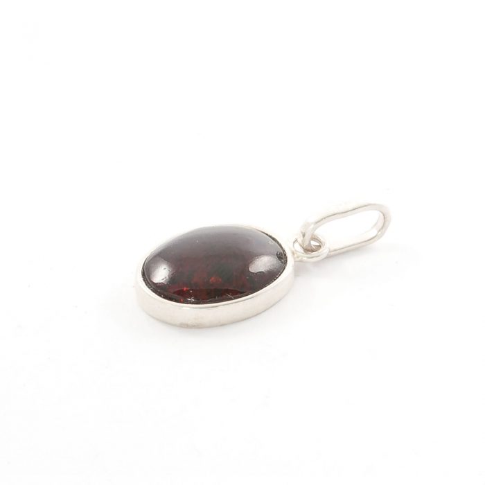 amber-pendant-cherry-dot amber-pendant-cherry-dot
