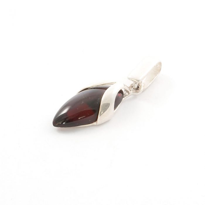 amber-pendant-cherry-thhunder amber-pendant-cherry-thhunder