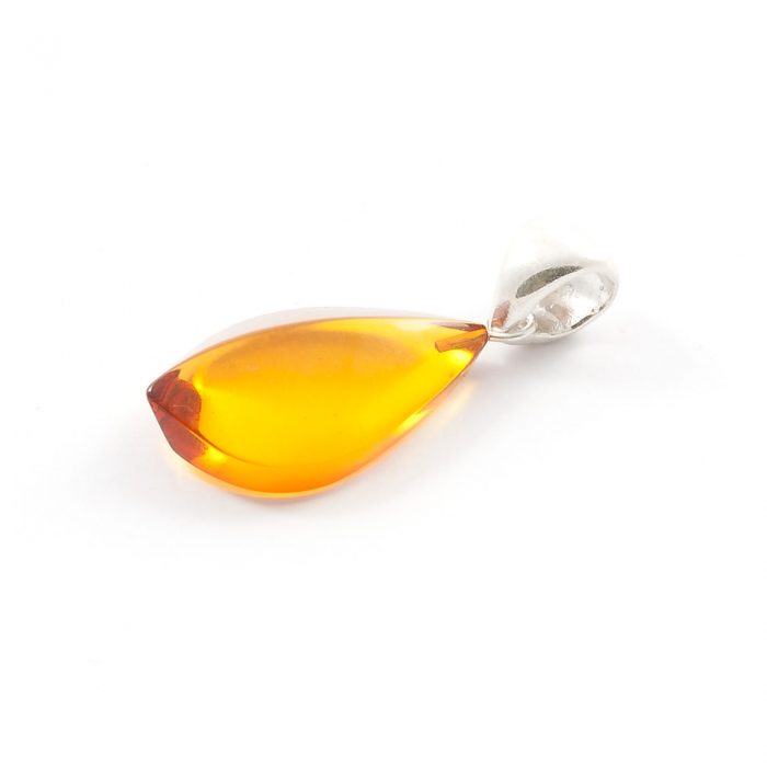 amber-pendant-cognac-leaf amber-pendant-cognac-leaf