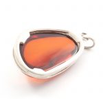 amber-pendant-cognac-stone-with-frame-back