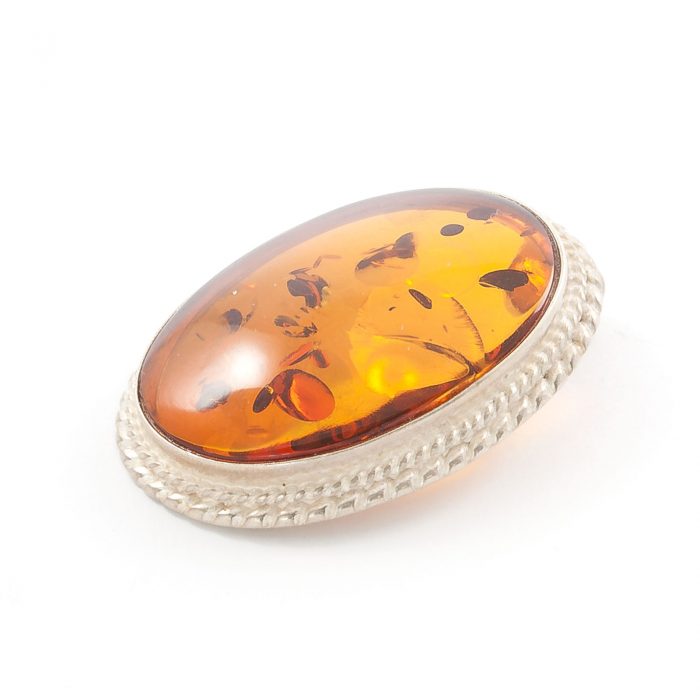 amber-pendant-cognac-with-silver-frame