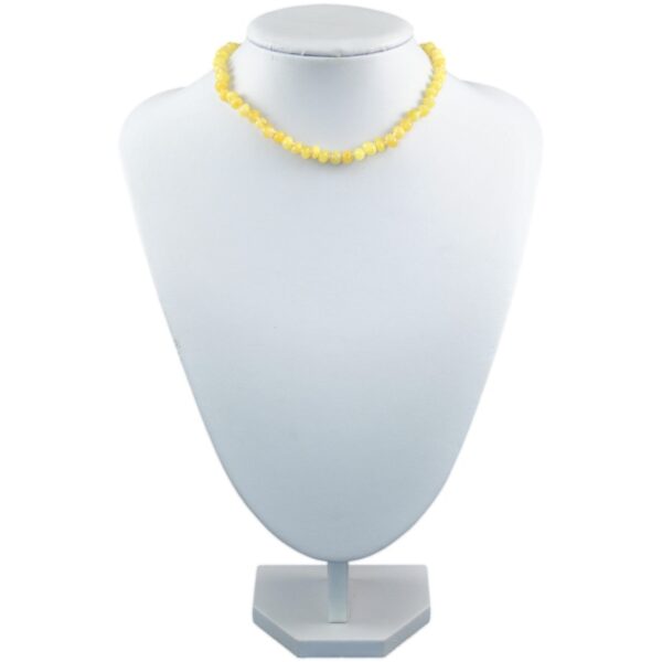 children-amber-necklace-barokas-matte-e1525960026334.jpg