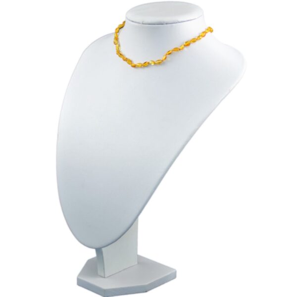 children-amber-necklace-beads-lemon-left-e1525960357199.jpg