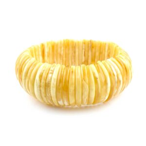 amber-bracelet-matte